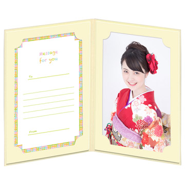 写真を差し込むだけのお手軽写真台紙