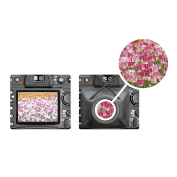 左：液晶モニタールーペなし、右：液晶モニタールーペ使用