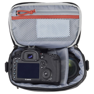 GW-PRO RED ベーシック ショルダーバッグ M