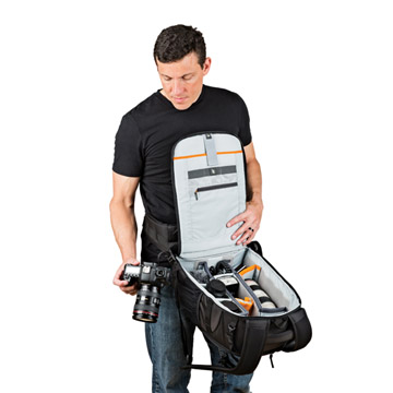 Lowepro（ロープロ） フリップサイド400AW2