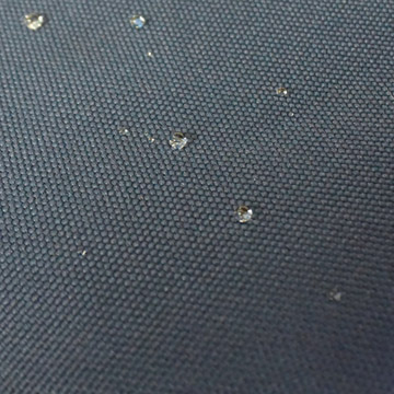 テフ ロン加工により、高い撥水・防汚機能を発 揮します。