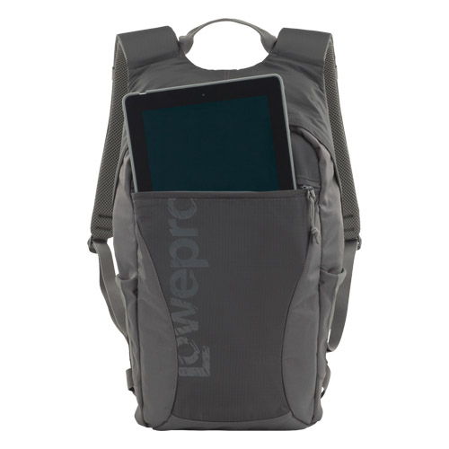軽量・高機能カメラバッグ Lowepro フォトハッチバックAW