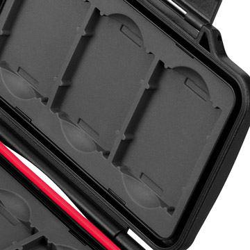 ハードメモリーカードケース XQD6（XQDカード用）レッド